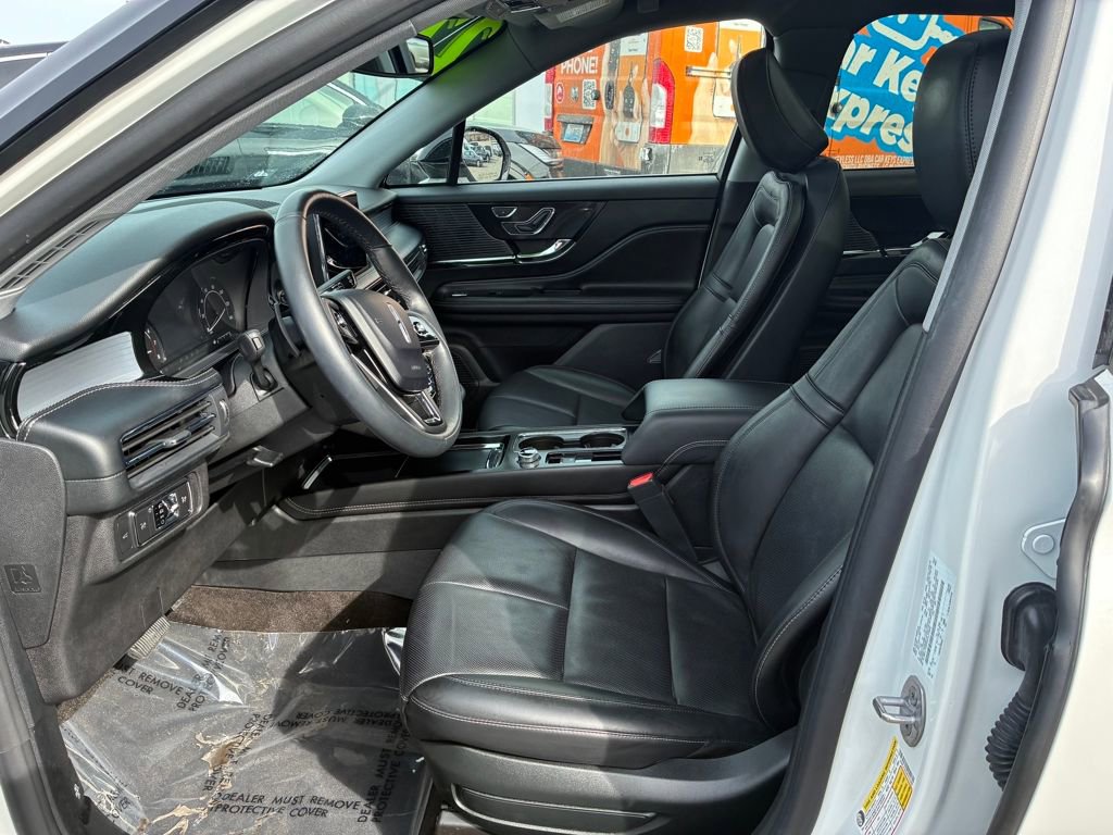 Certified 2022 Lincoln Corsair STANDARD w/ Premium Package image 10