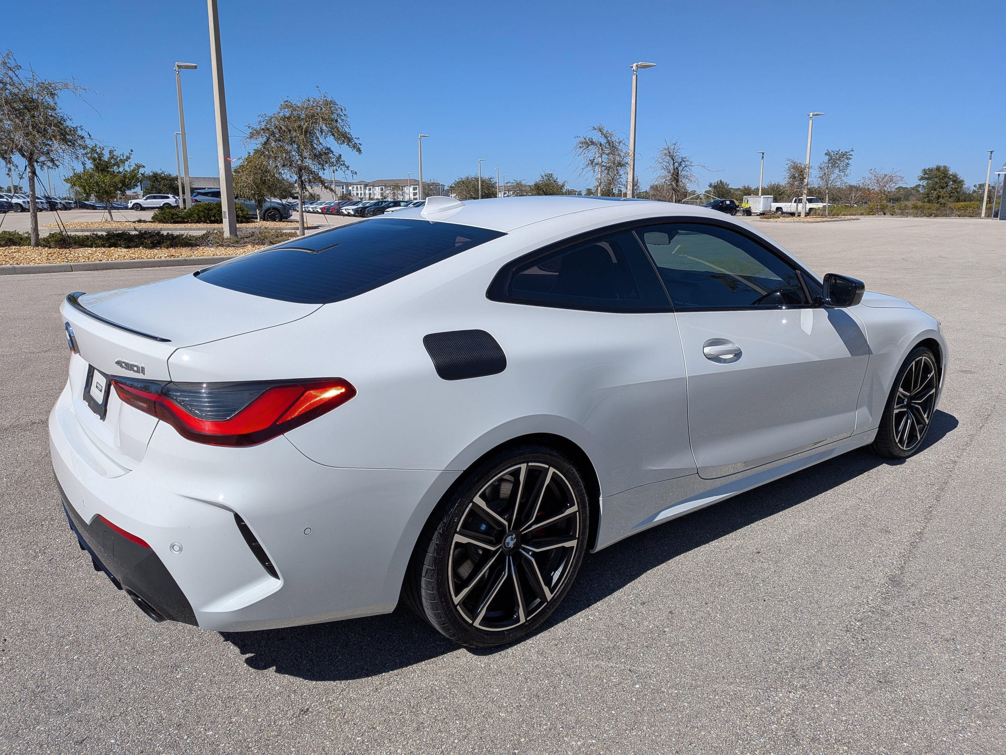 Used 2023 BMW 430i Coupe w/ M Sport Package image 5