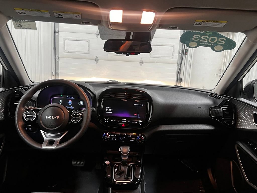 Used 2023 Kia Soul S FWD image 35