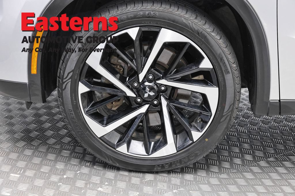 Used 2024 Mitsubishi Outlander SE AWD/4WD image 32