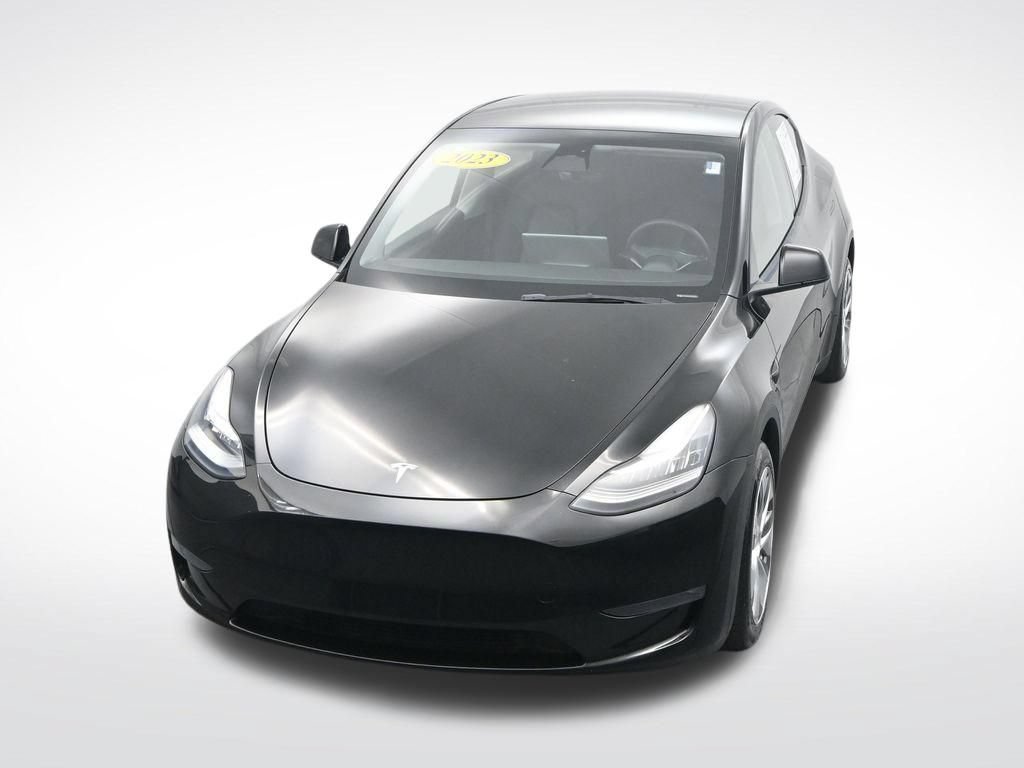 Used 2023 Tesla Model Y Long Range AWD/4WD image 24