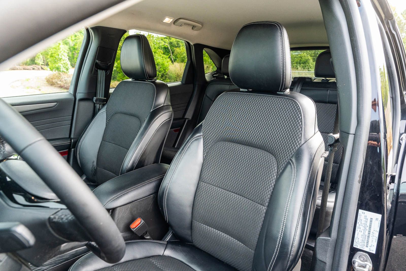 Used 2024 Ford Escape SE image 20