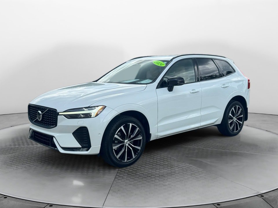 Certified 2024 Volvo XC60 B5 Ultimate AWD/4WD image 3