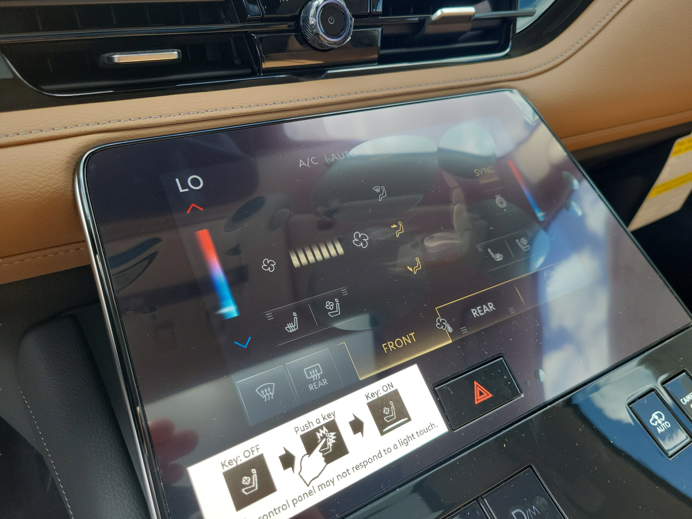 New 2027 INFINITI QX80 Luxe w/ Cargo Package RWD image 11