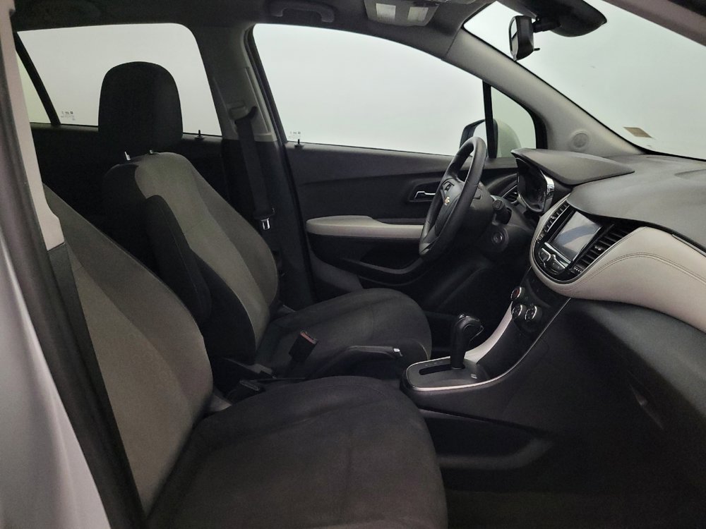Used 2021 Chevrolet Trax LS w/ Tint and Cruise Package FWD image 21