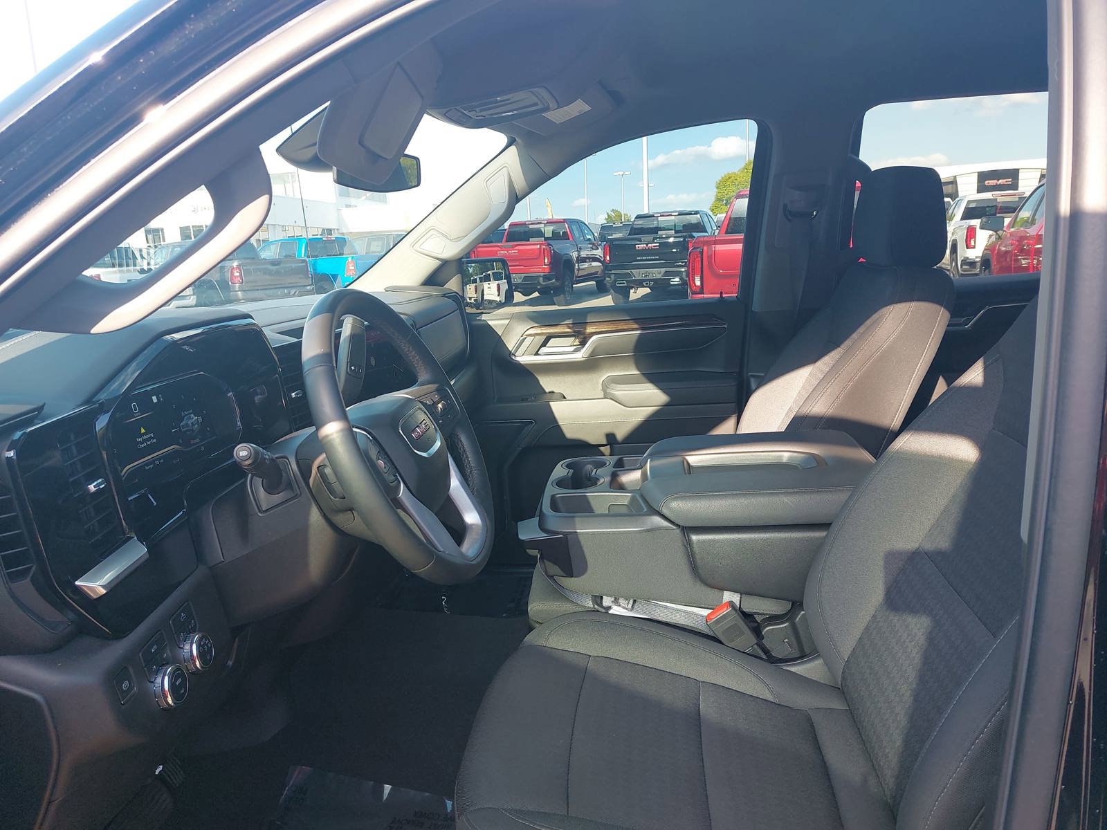 Used 2023 GMC Sierra 1500 Elevation AWD/4WD image 14
