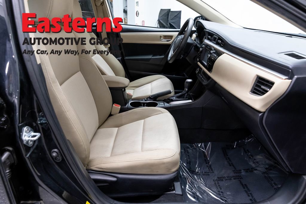 Used 2016 Toyota Corolla LE FWD image 23