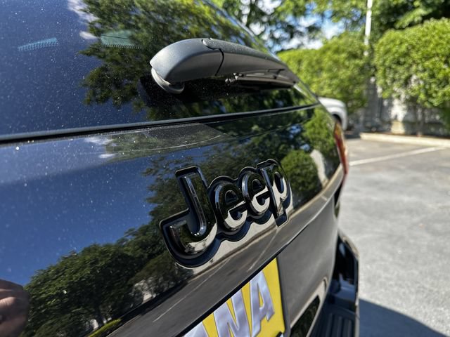 Used 2022 Jeep Grand Cherokee Laredo X AWD/4WD image 46