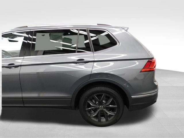 Used 2024 Volkswagen Tiguan SE image 15