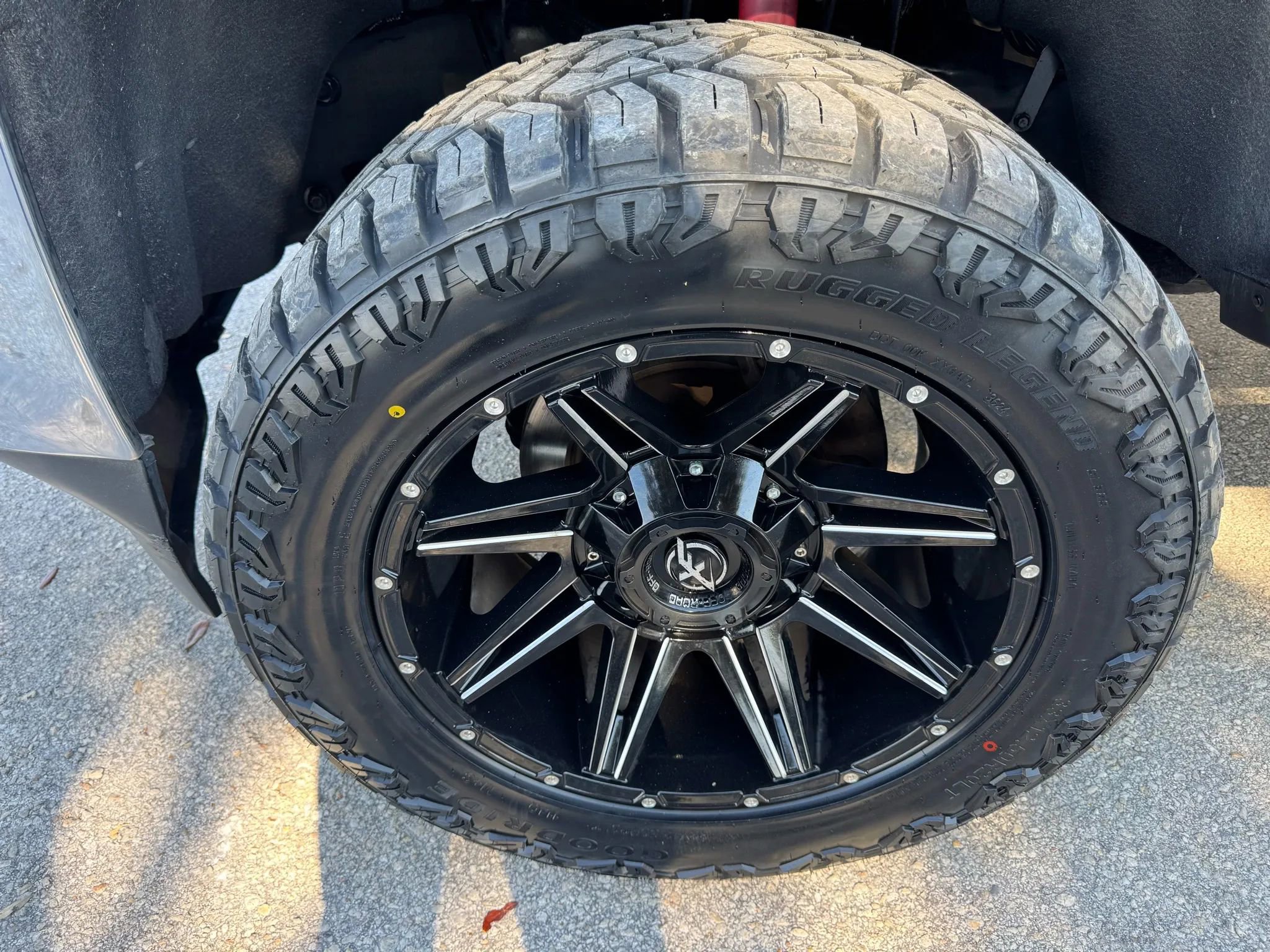 Used 2018 Chevrolet Silverado 2500 LT w/ LT Convenience Package AWD/4WD image 33