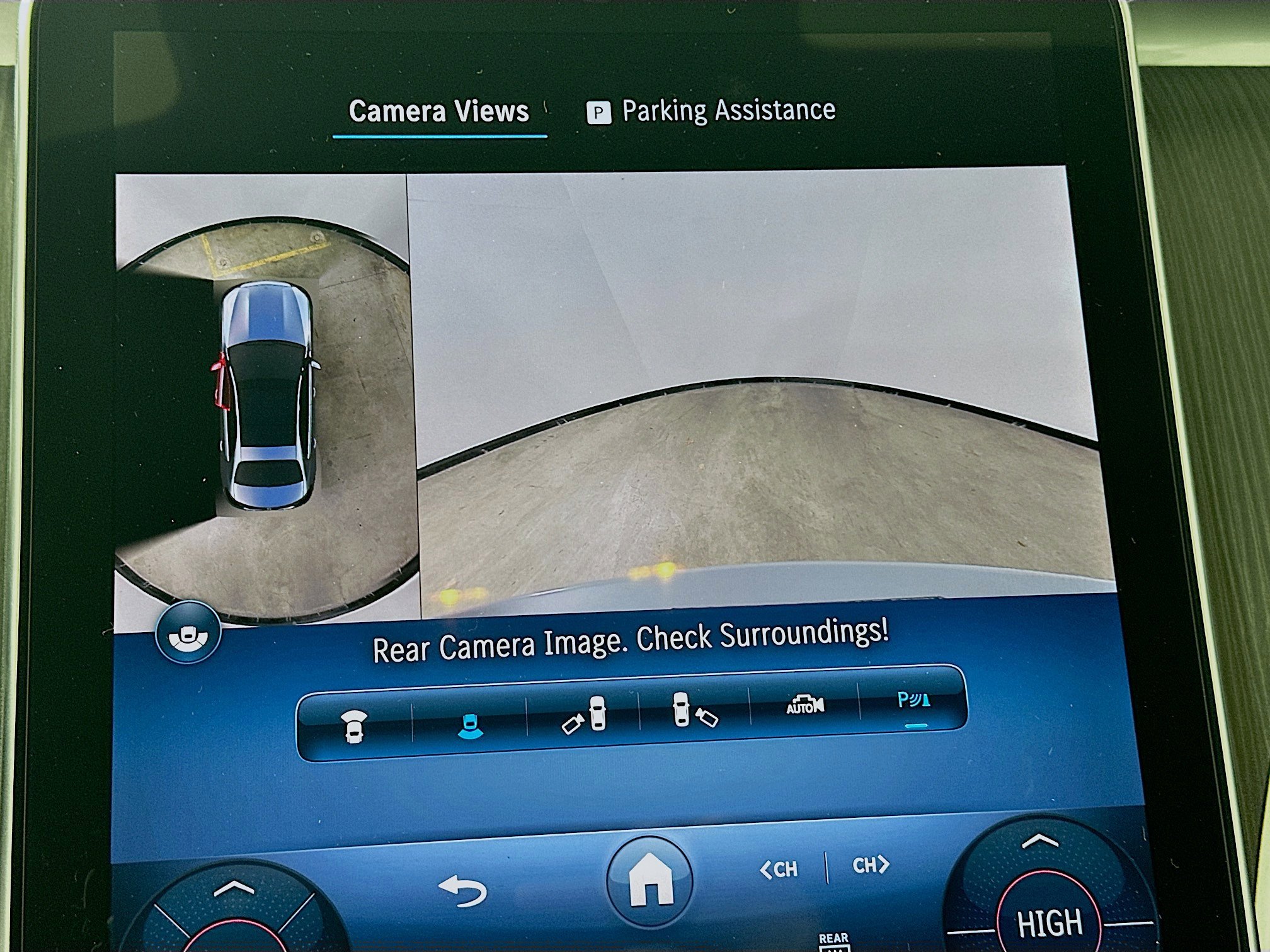 Certified 2025 Mercedes-Benz C 300 4MATIC Sedan image 18