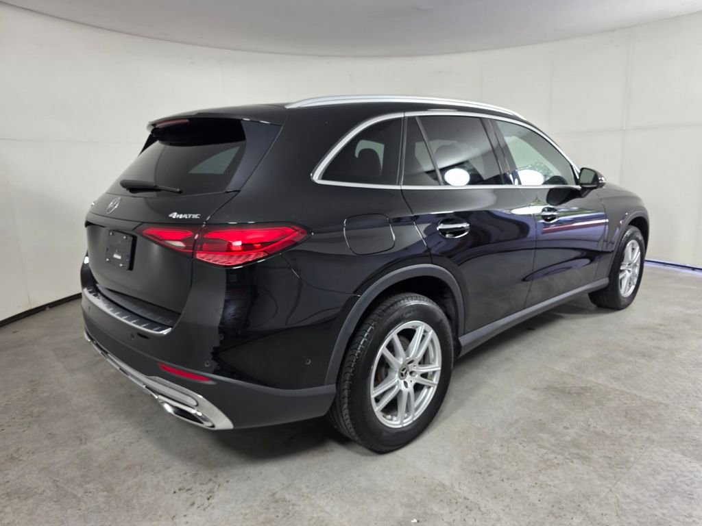 Certified 2023 Mercedes-Benz GLC 300 4MATIC image 4