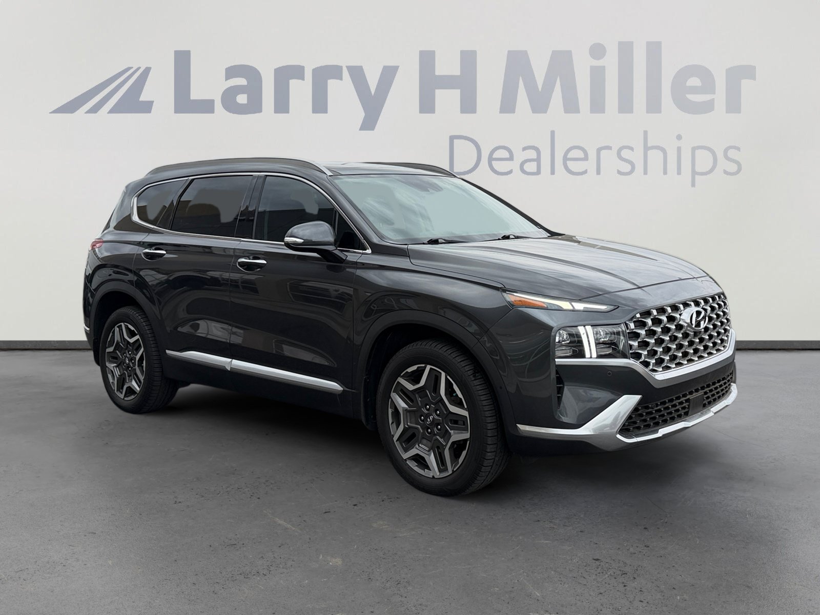 Used 2022 Hyundai Santa Fe Limited FWD image 7