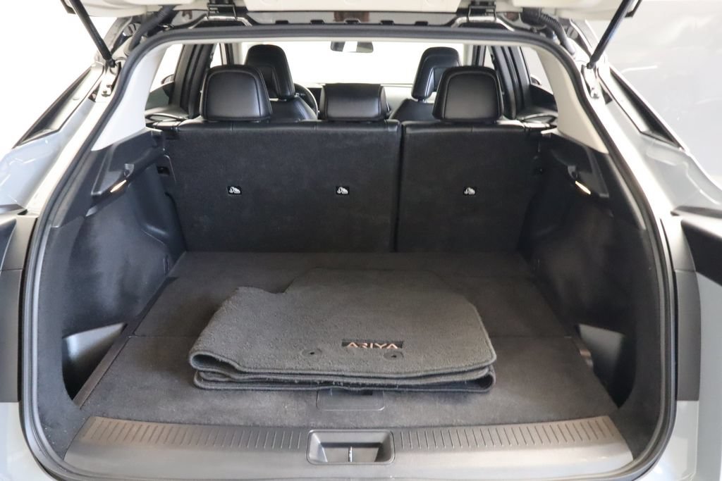 Used 2025 Nissan Ariya AWD image 34