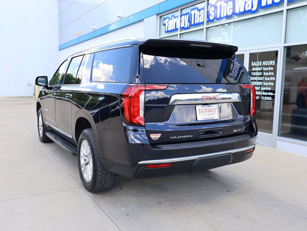 Used 2023 GMC Yukon XL SLT w/ SLT Luxury Package AWD/4WD image 8