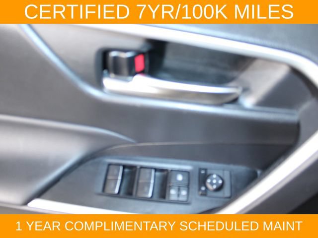 Used 2022 Toyota RAV4 XLE AWD/4WD image 16