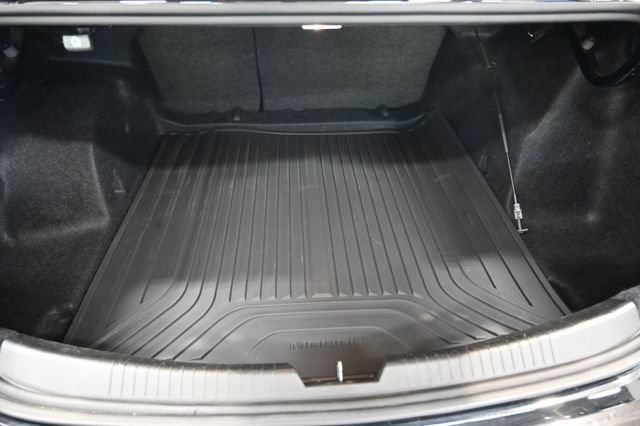 Used 2024 Chevrolet Malibu RS FWD image 24