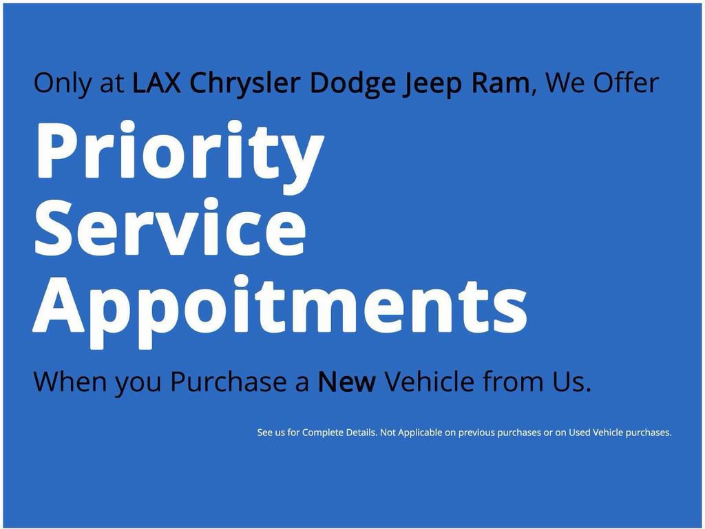 Used 2016 Jeep Renegade Latitude image 11