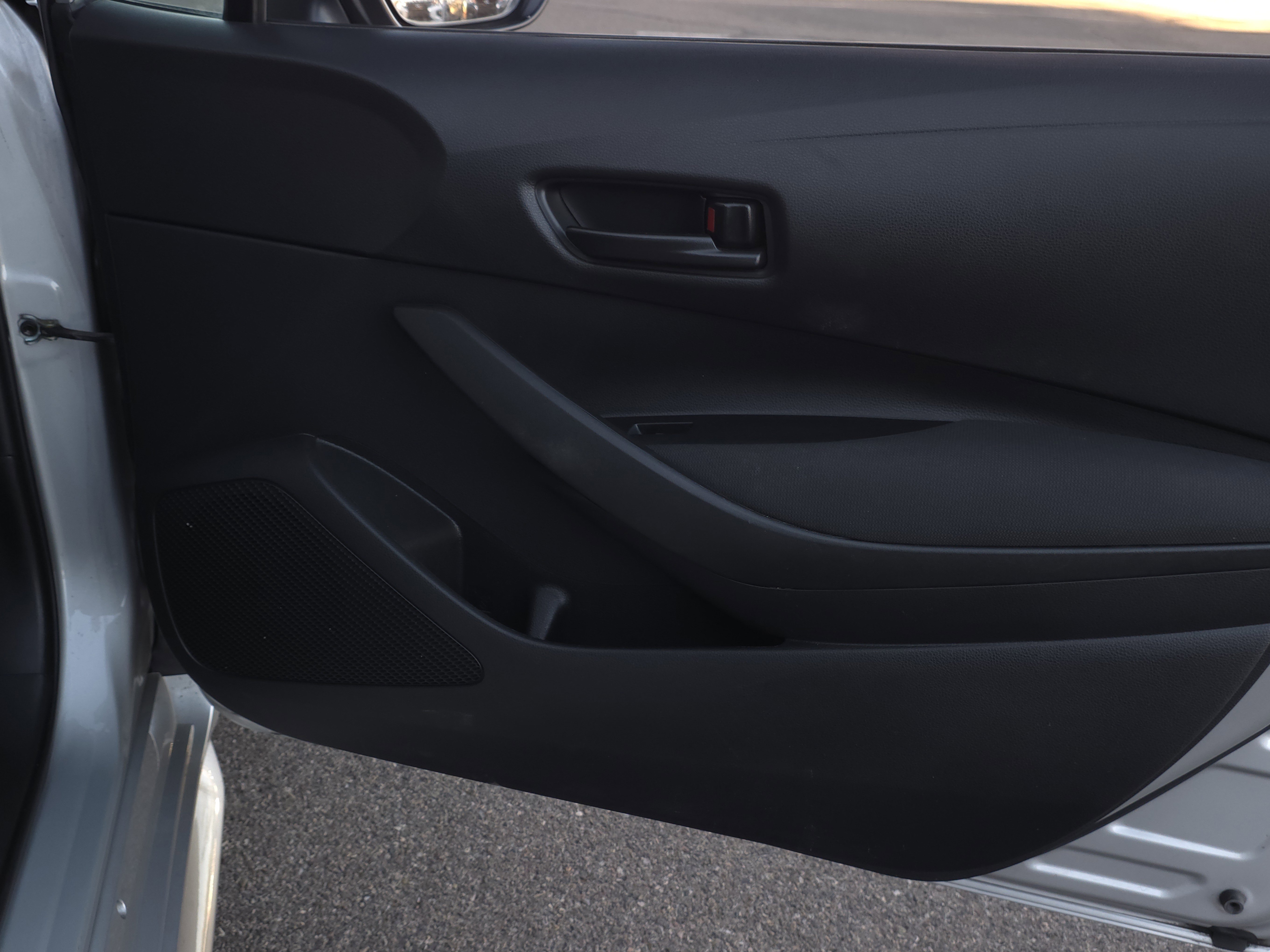 Used 2023 Toyota Corolla LE image 23