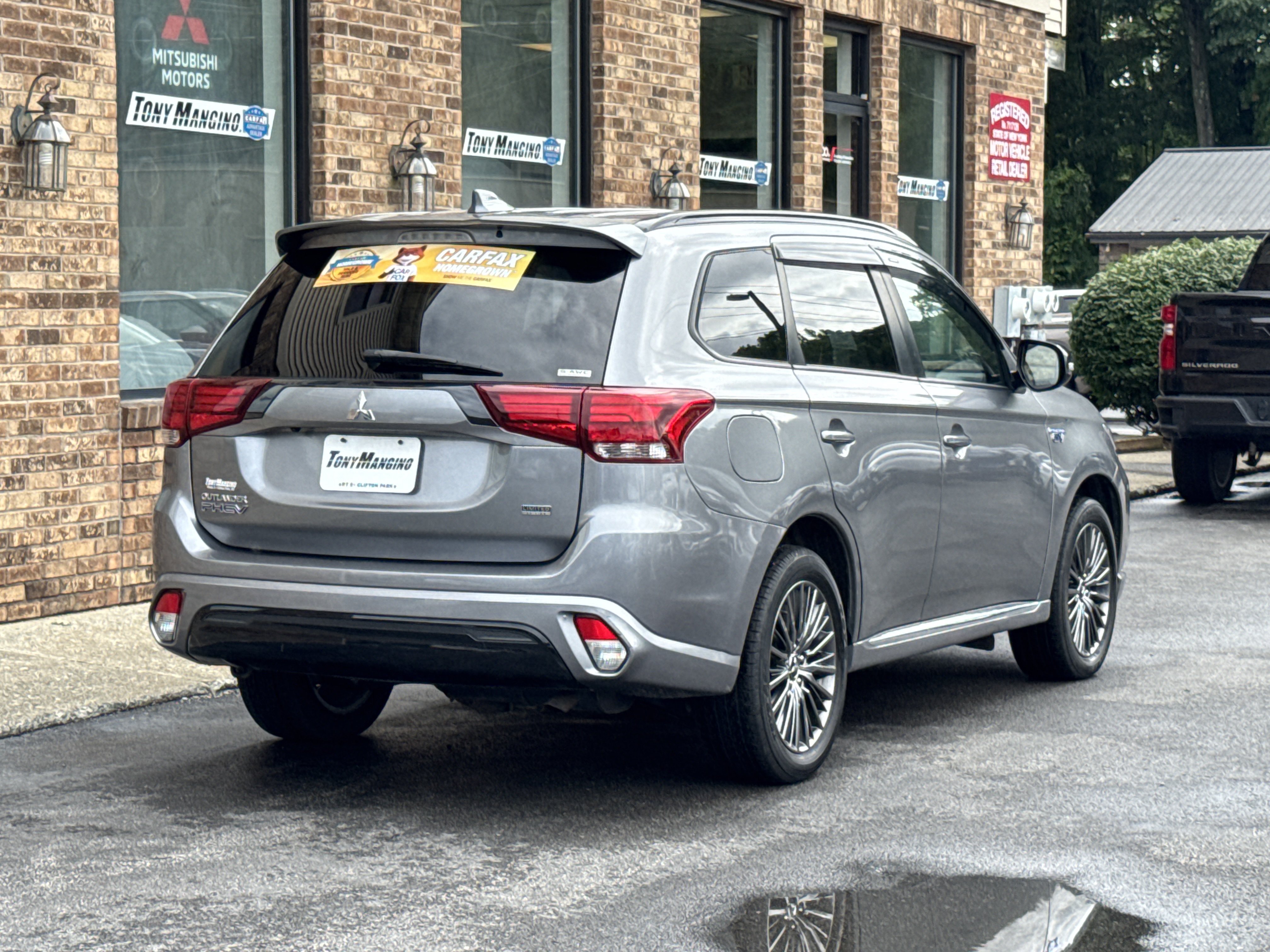 Used 2022 Mitsubishi Outlander LE AWD/4WD image 6