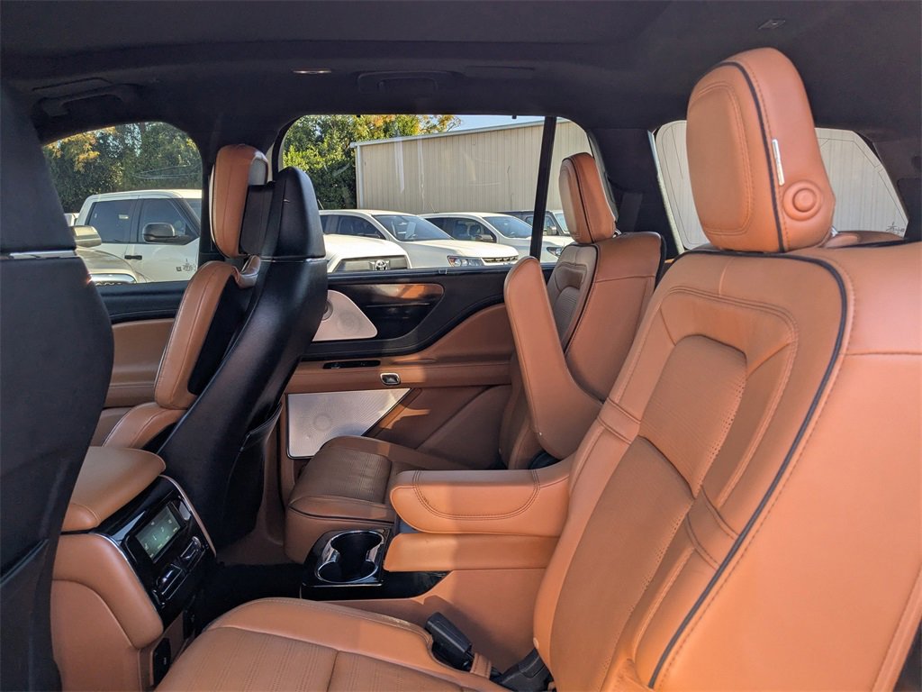 Used 2020 Lincoln Aviator Black Label w/ Dynamic Handling Package image 15