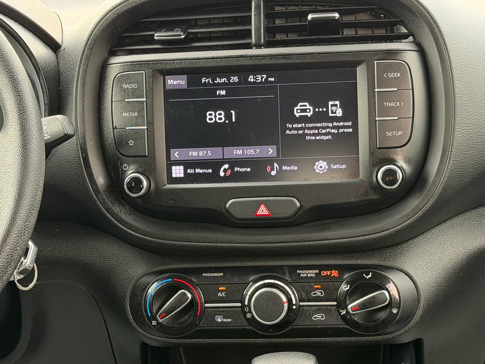 Used 2023 Kia Soul LX w/ Option Group 015 FWD image 22