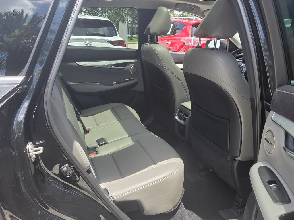 Used 2023 INFINITI QX50 Sensory FWD image 16