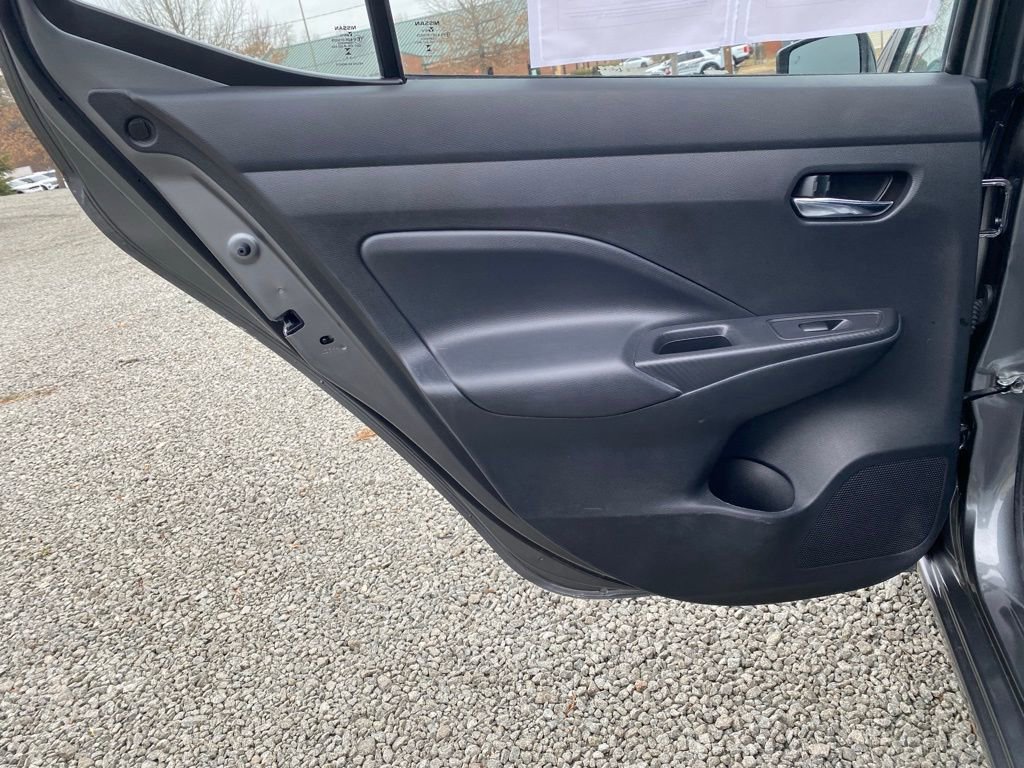 Used 2025 Nissan Versa SV image 16