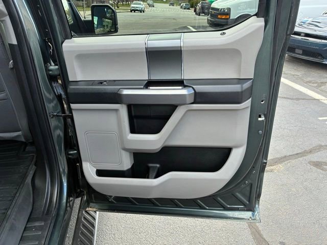 Used 2018 Ford F150 XLT w/ Equipment Group 302A Luxury image 17