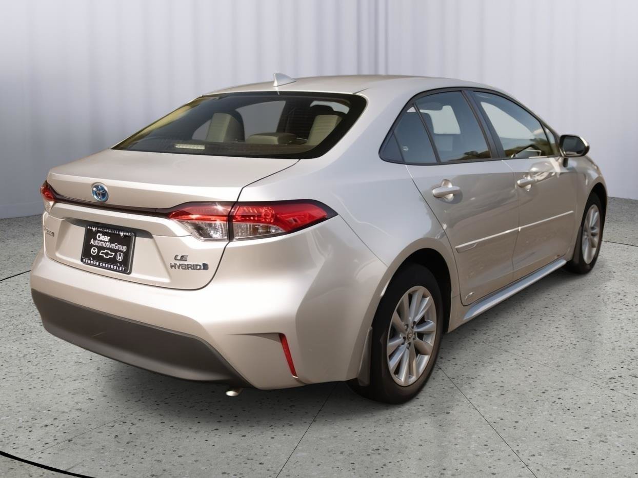 Used 2024 Toyota Corolla LE w/ LE Convenience Package AWD/4WD image 22