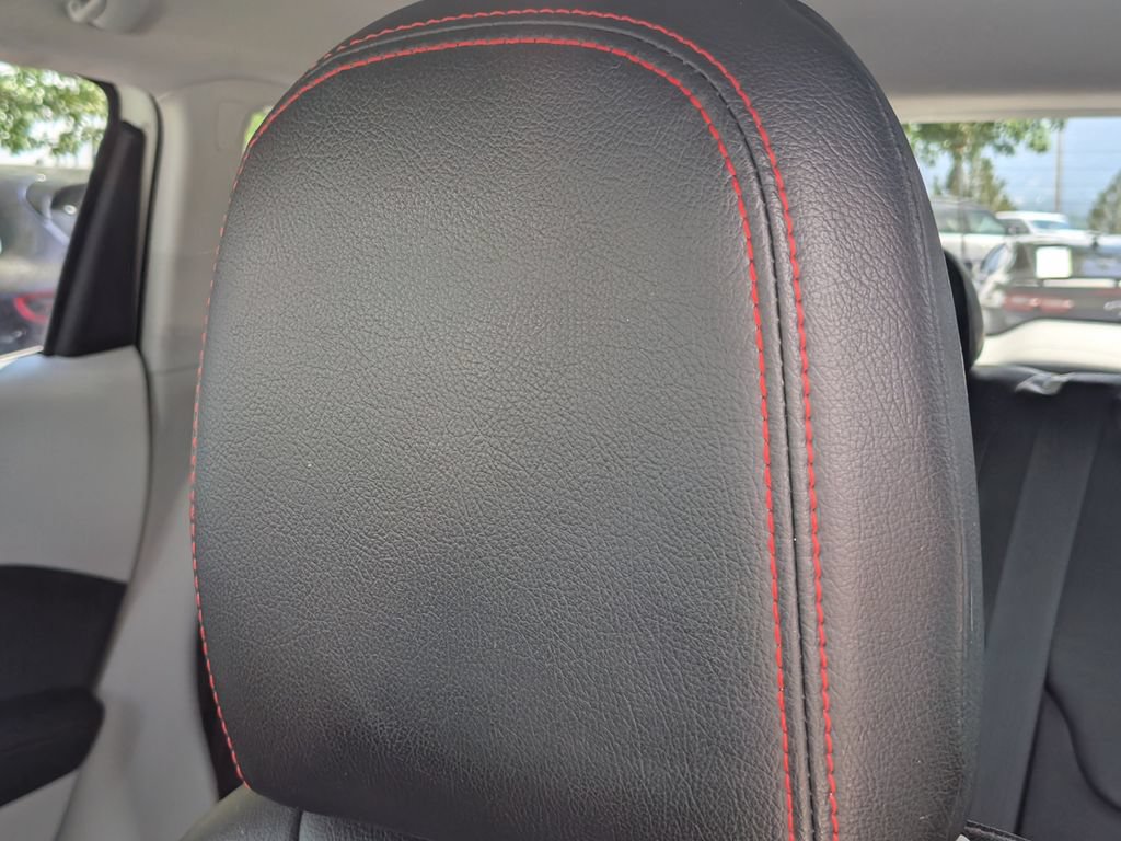 Used 2018 Jeep Compass Limited w/ Safe & Security Group FWD image 13