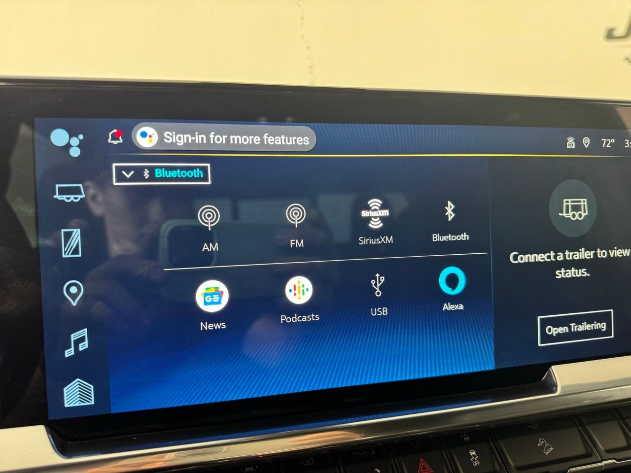 Used 2025 Chevrolet Silverado 1500 LT Trail Boss w/ Convenience Package II image 15