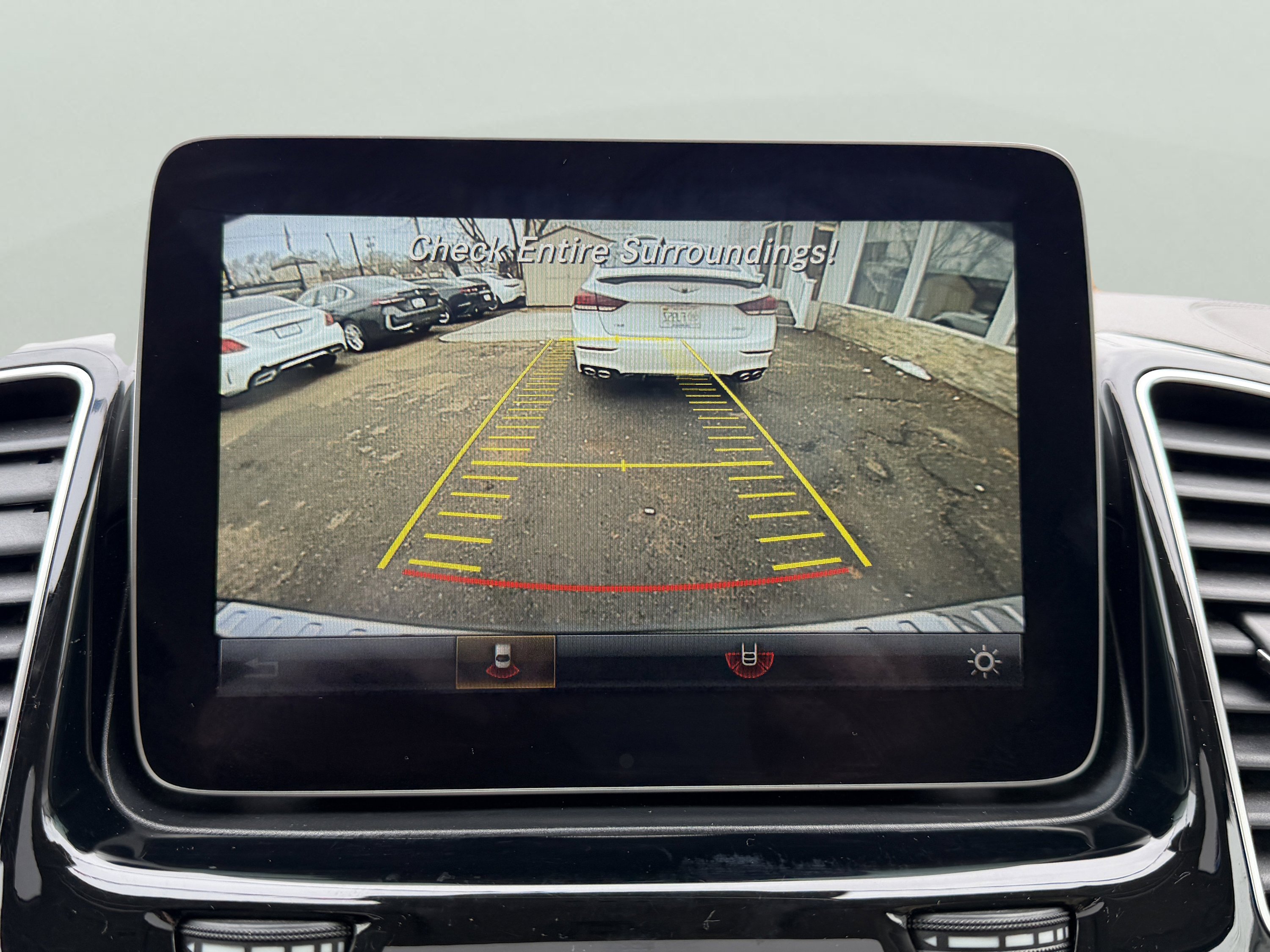 Used 2018 Mercedes-Benz GLS 450 4MATIC w/ Premium Package image 29