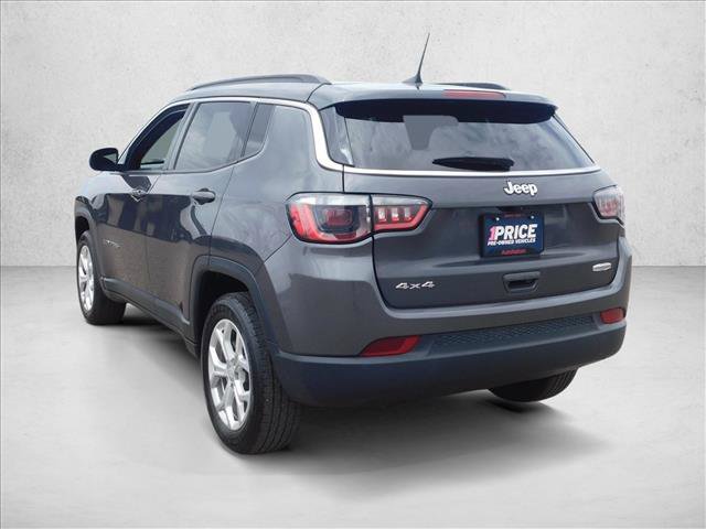 Used 2024 Jeep Compass Latitude AWD/4WD image 13