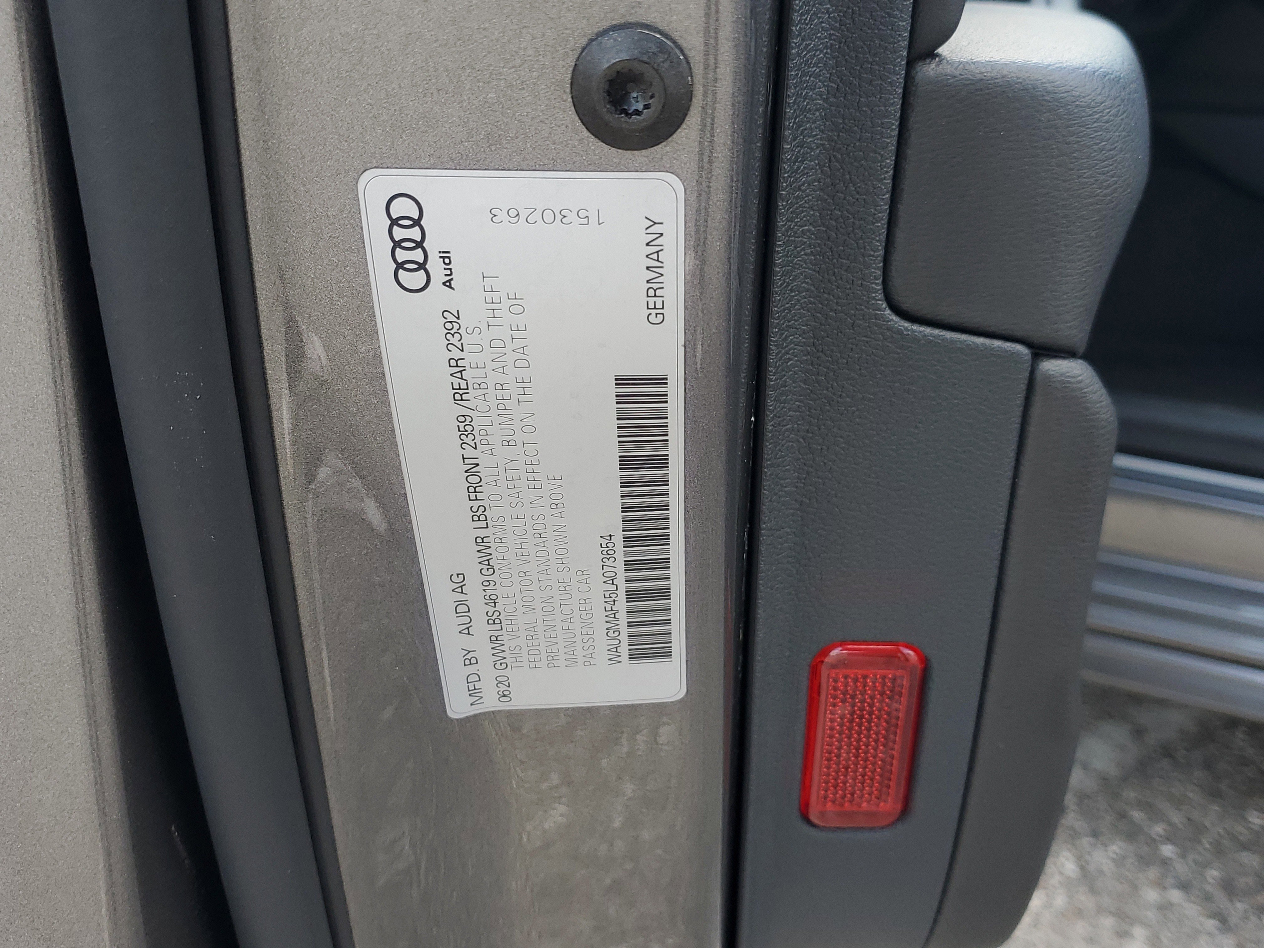 Used 2020 Audi A4 2.0T Premium w/ Convenience Package image 26