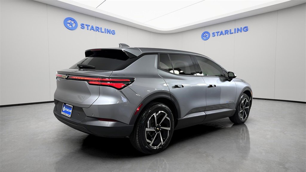 Used 2026 Chevrolet Equinox EV LT image 9