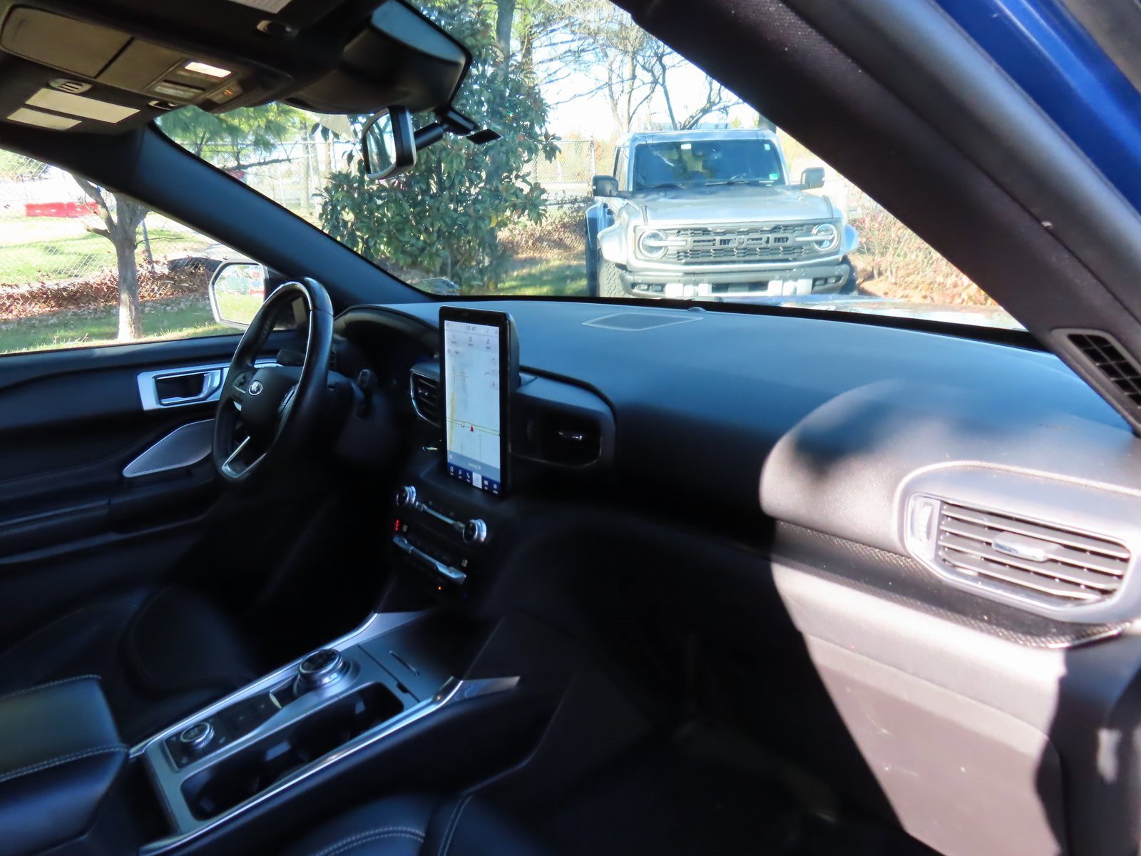 Used 2020 Ford Explorer ST w/ ST High-Performance Pack image 15