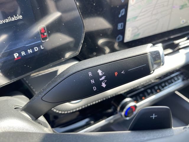 New 2027 Chevrolet Equinox LT w/ Convenience Package II FWD image 20