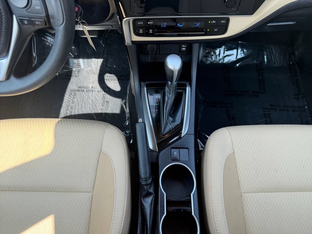 Used 2019 Toyota Corolla LE FWD image 11