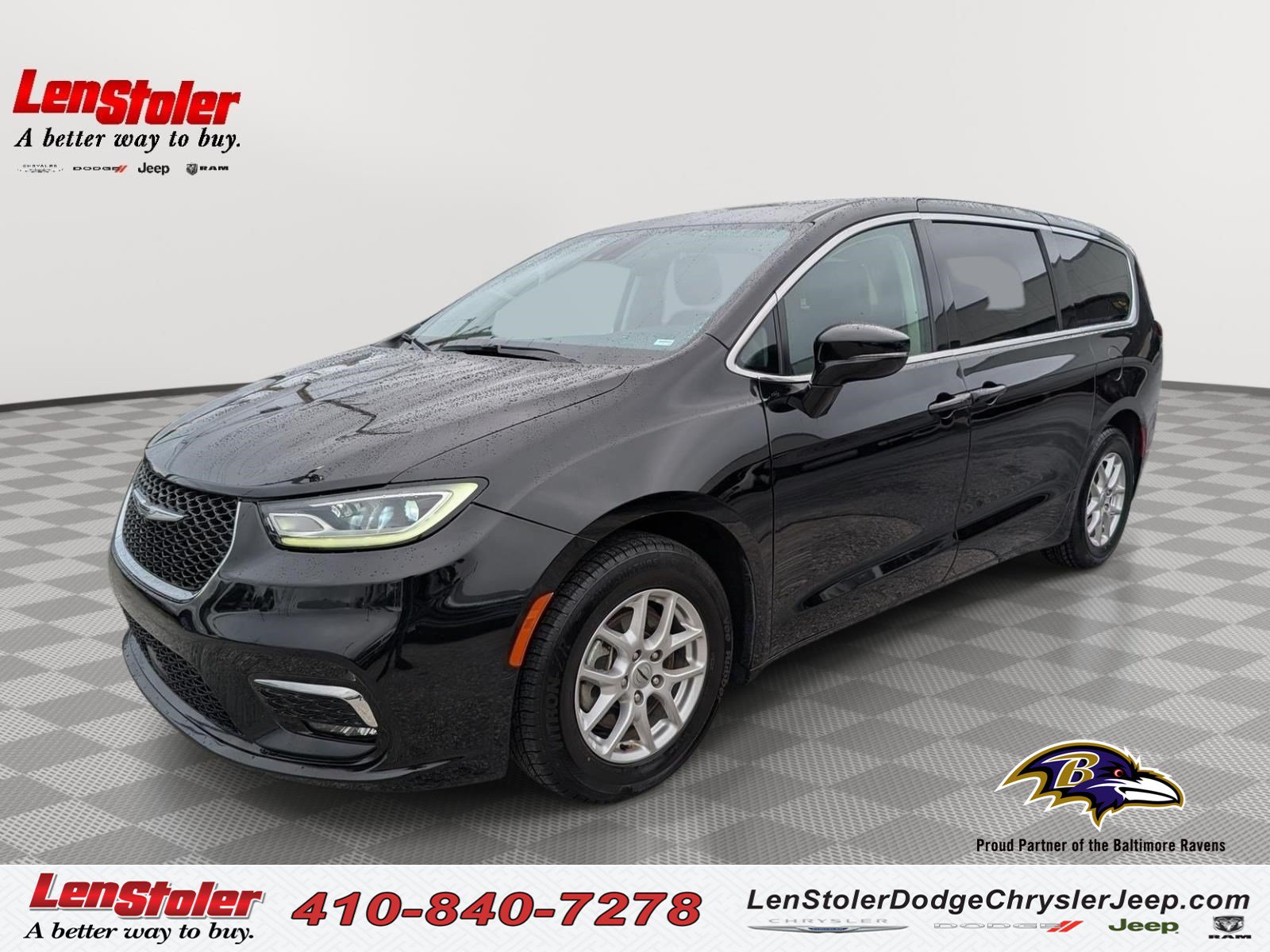 Used 2024 Chrysler Pacifica Touring-L