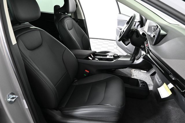 New 2025 Kia EV6 Wind image 12