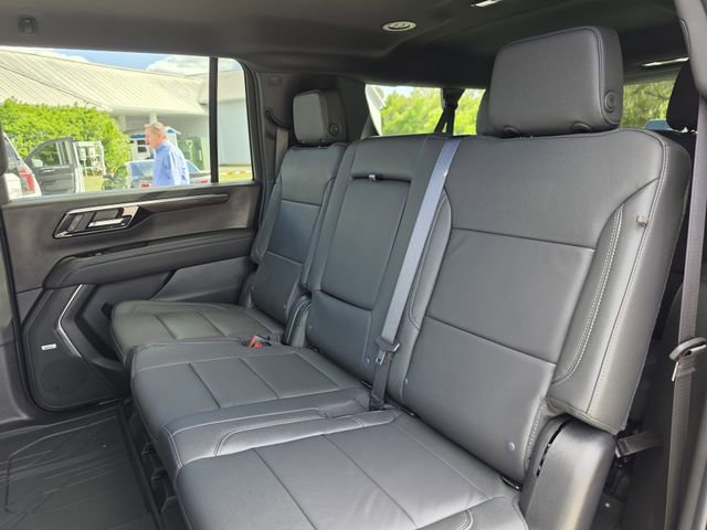 New 2026 Chevrolet Suburban LT w/ Comfort Package RWD image 20