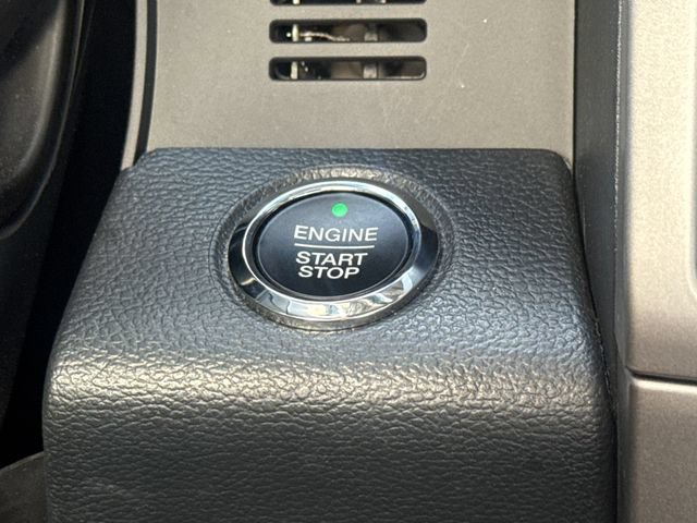 Used 2022 Ford F250 Lariat w/ Lariat Ultimate Package AWD/4WD image 26