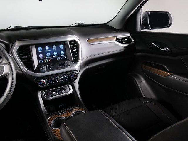 Used 2023 GMC Acadia SLE FWD image 17