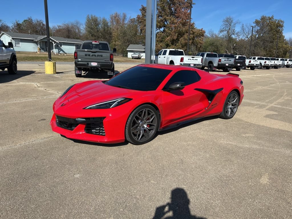 Used 2024 Chevrolet Corvette Z06 RWD image 1