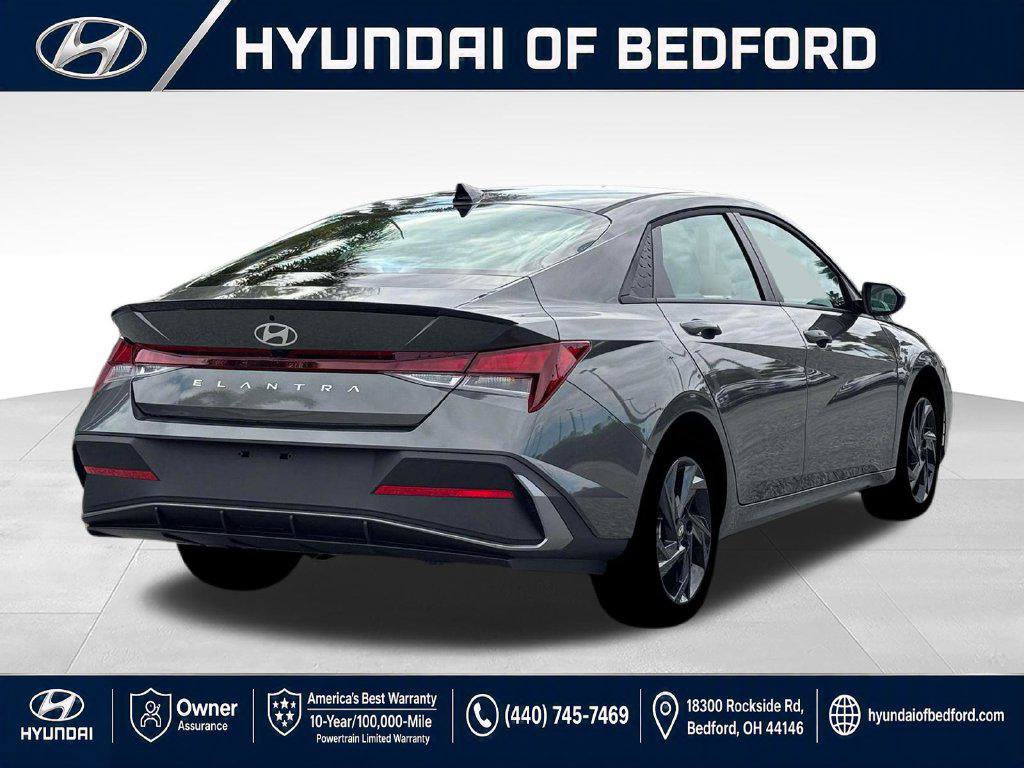 New 2026 Hyundai Elantra Sport FWD image 9
