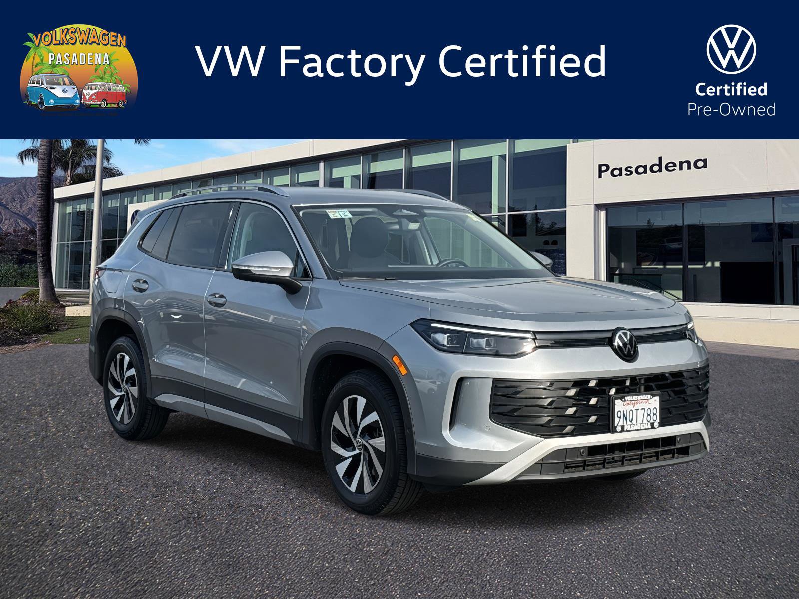 Certified 2025 Volkswagen Tiguan S image 1