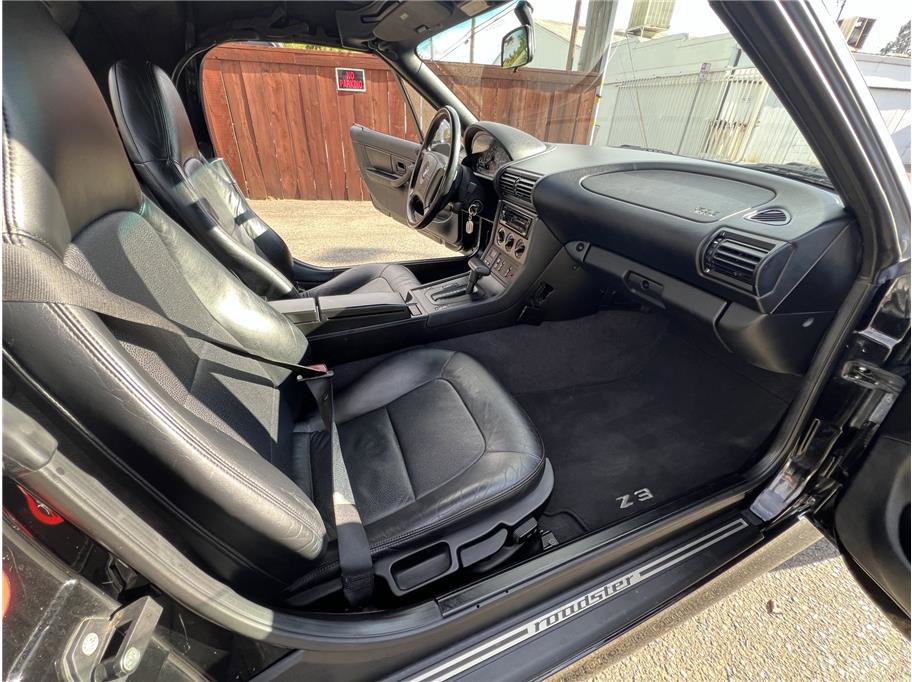 Used 1996 BMW Z3 1.9 image 14