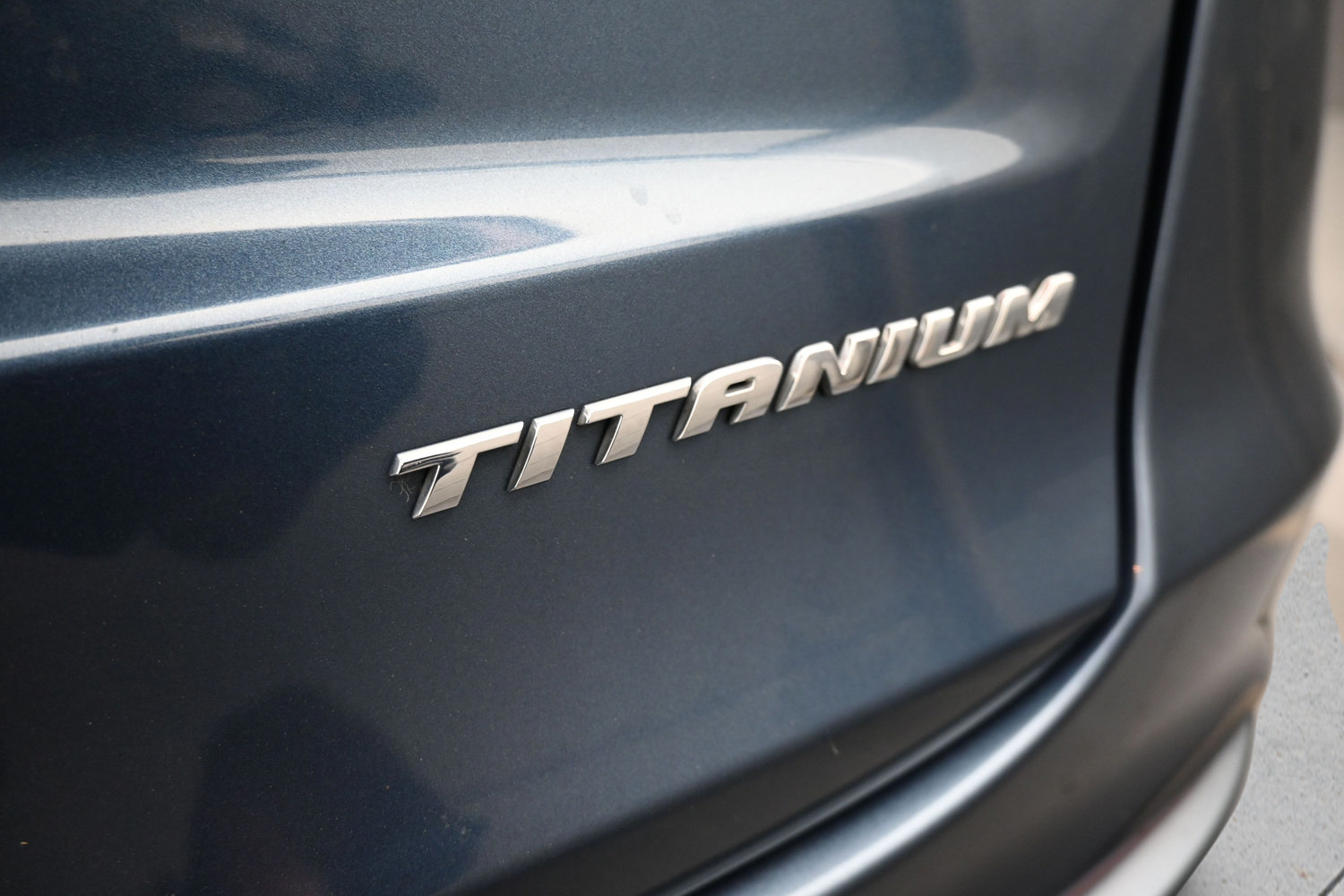 Used 2019 Ford Fusion Energi Titanium FWD image 25