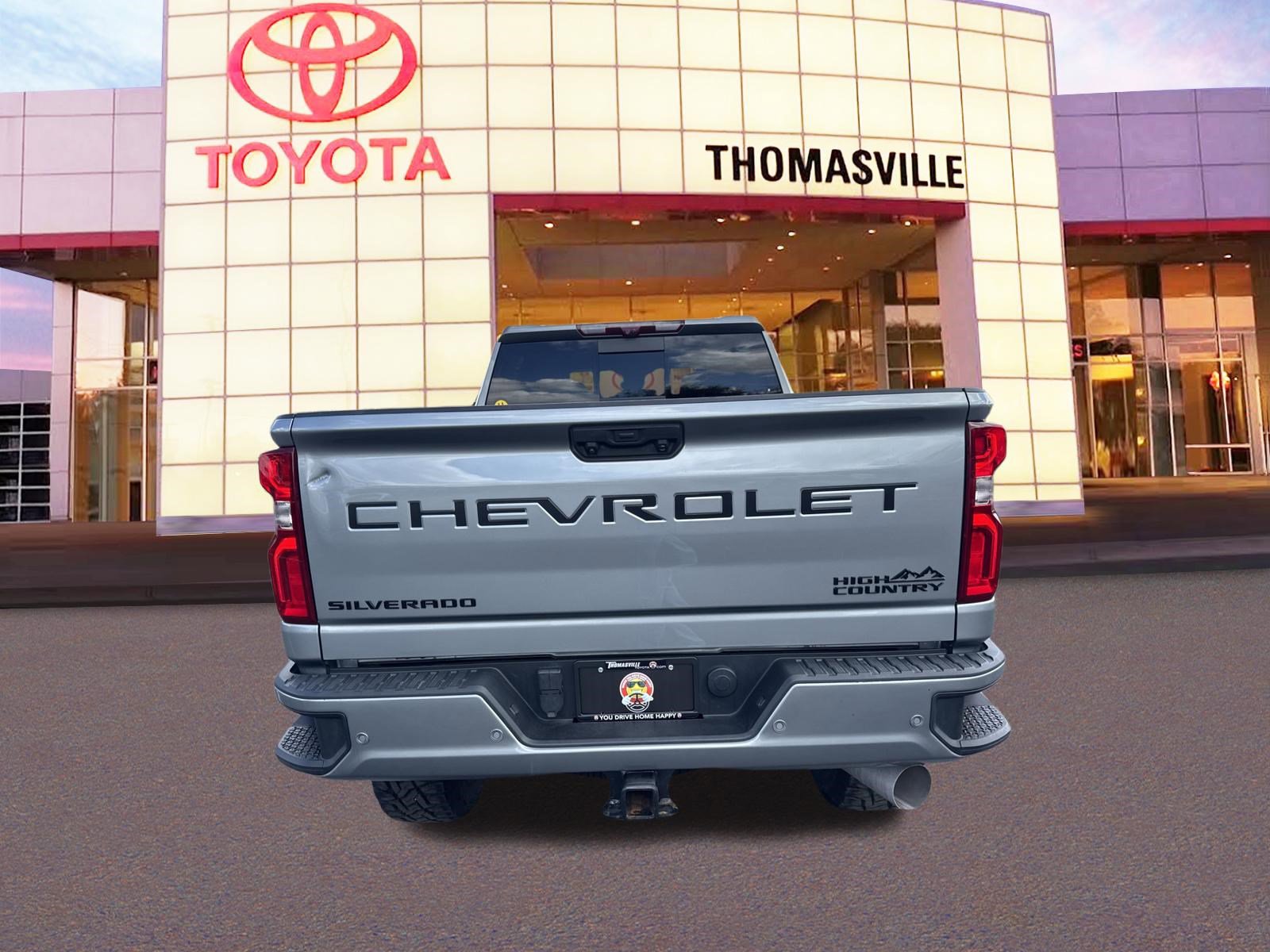 Used 2024 Chevrolet Silverado 3500 High Country w/ High Country Premium Package image 6